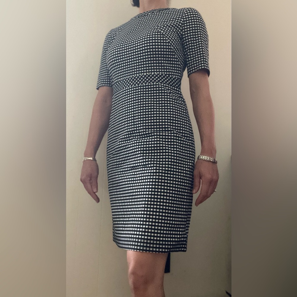 Banana Republic dress. Size 6.